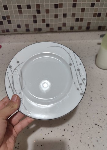  Beden Gri Detaylı Beyaz pasta tabağı 12 adet+2 adet hediyeli