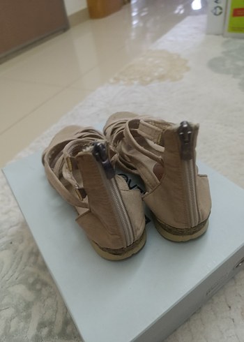 Bej Süet Dolgu Topuklu Kadın Sandalet - Görsel 2