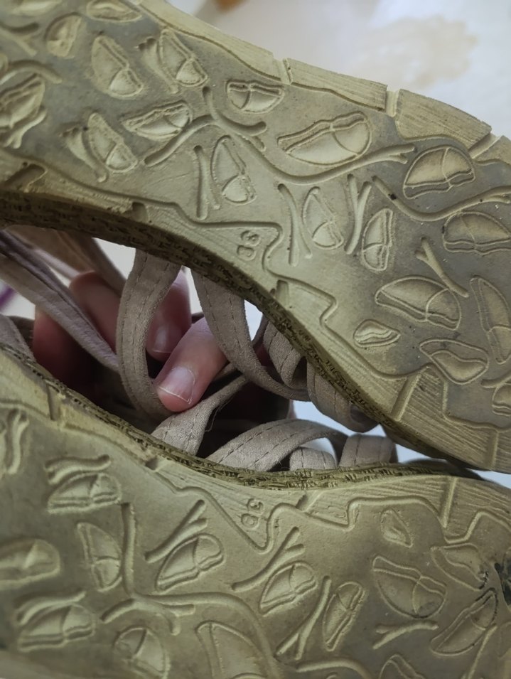 Bej Süet Dolgu Topuklu Kadın Sandalet - Görsel 3