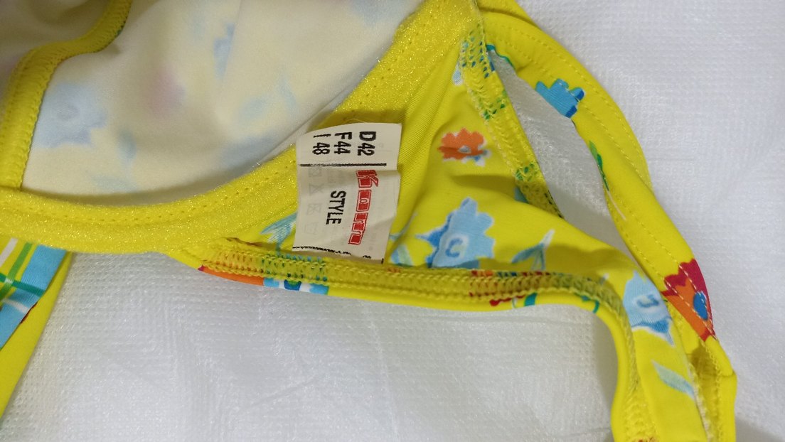 Sarı Çiçek Desenli bikini - Görsel 3