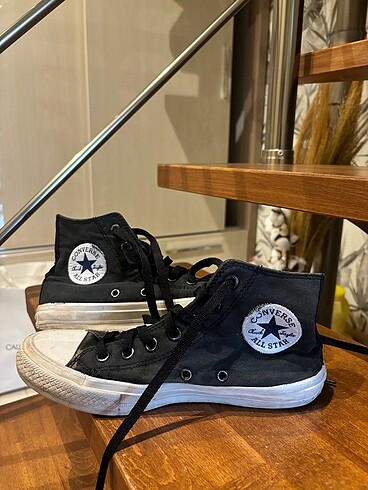 Siyah converse