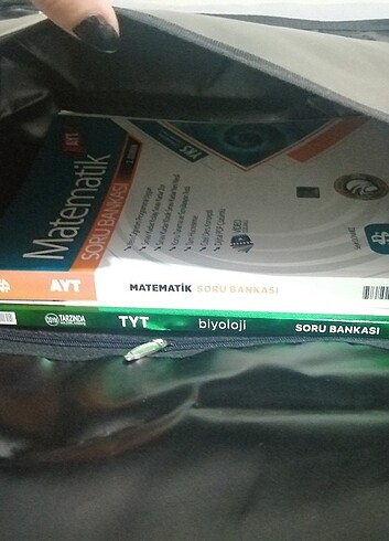 Beden siyah Renk American Vintage postaci cantasi
