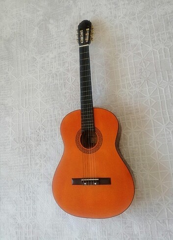 Beden Renk Gitar