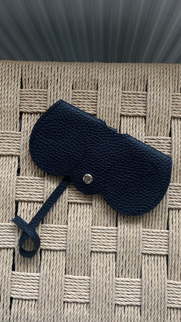 Siyah Charm / Gözlük Kılıfı - Görsel 4
