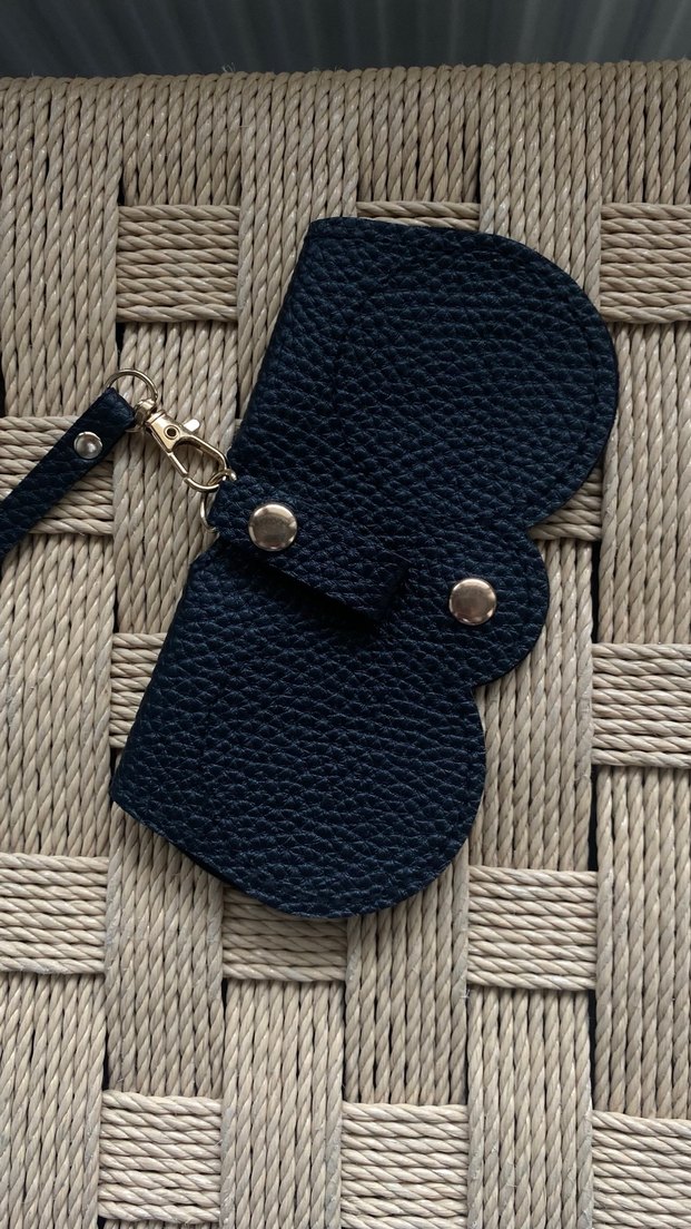 Siyah Charm / Gözlük Kılıfı - Görsel 2