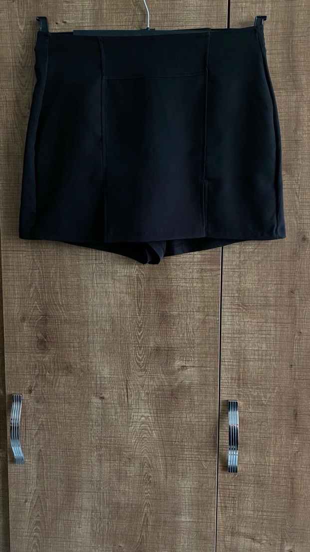 Trendyol Milla Siyah Şort Etek - Görsel 2