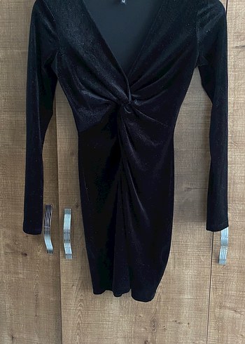 H&M H&M Siyah V Yaka Simli Elbise