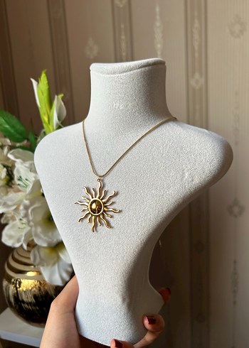 Mini Güneş Figürlü Zincir Kolye - Görsel 3