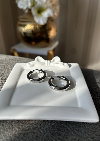 Gri Midi Halka Küpe - Görsel 2