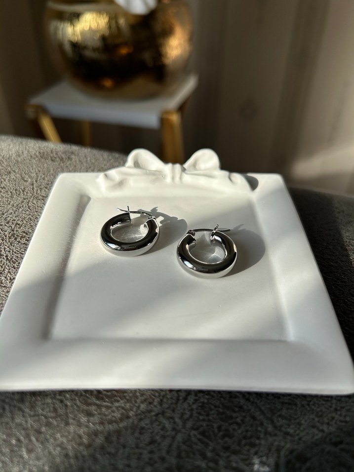 Gri Midi Halka Küpe - Görsel 4