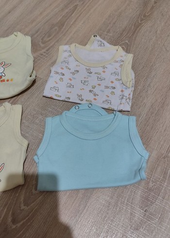 3 Ay Beden Bebek Erkek Kolsuz Pamuklu Body Seti