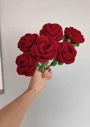 El Örgüsü Kırmızı Gül Çiçeği kadınlar günü hediyesi - Görsel 8