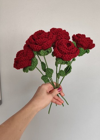 El Örgüsü Kırmızı Gül Çiçeği kadınlar günü hediyesi - Görsel 9