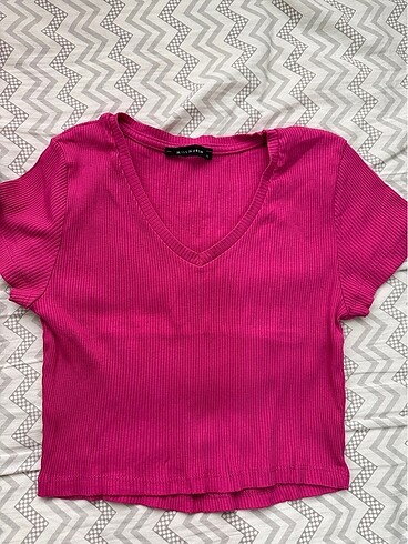 V yaka Crop