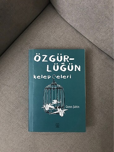 Özgürlüğün Kelepçeleri / imzalı kitap