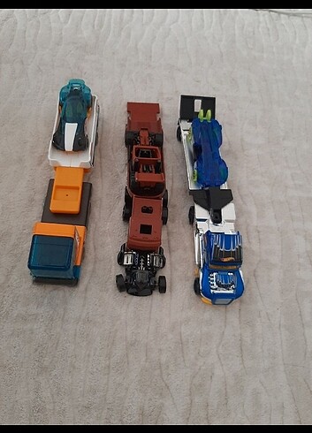  Beden Renk Hot wheels 