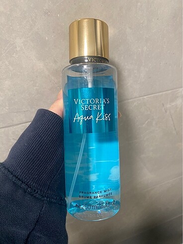 Victoria's Secret Aqua Kiss Vücut Spreyi