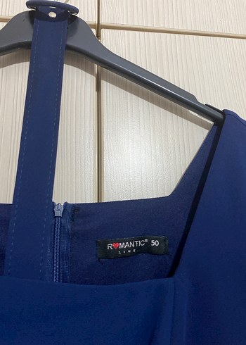 Lacivert V Yakalı Midi Kadın Elbise - Görsel 3