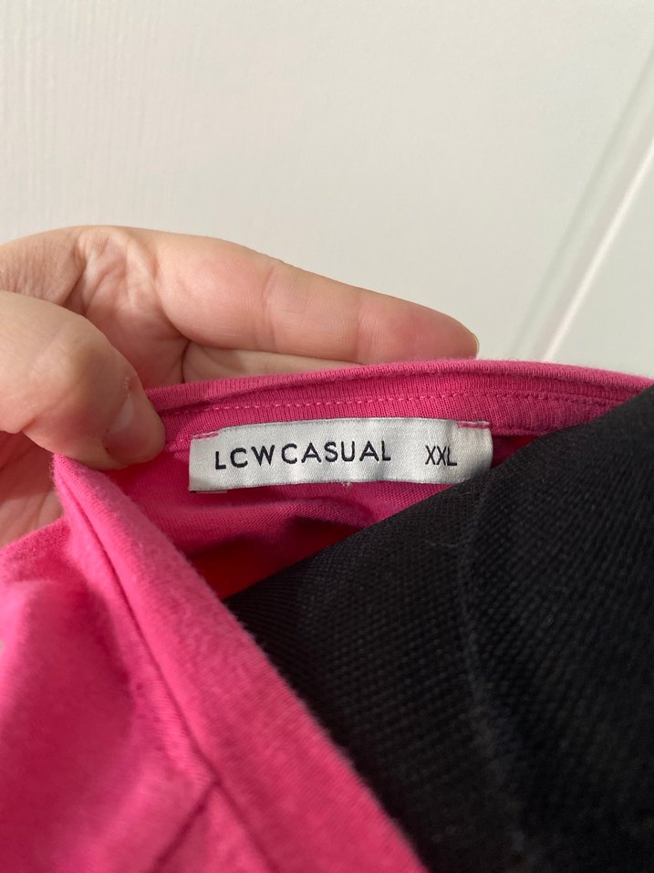 Pembe Baskılı Kadın Tişört - Görsel 4