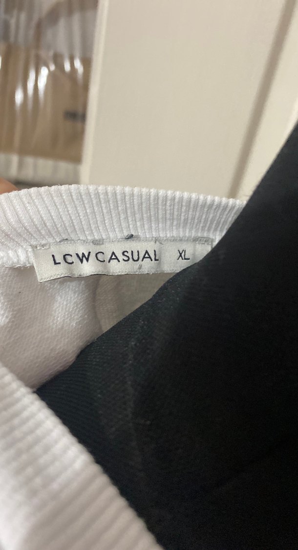 Beyaz Uzun Kollu Pamuklu Sweatshirt - Görsel 4