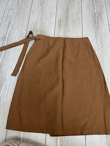 Koton yandan bağlamalı etek - Görsel 2