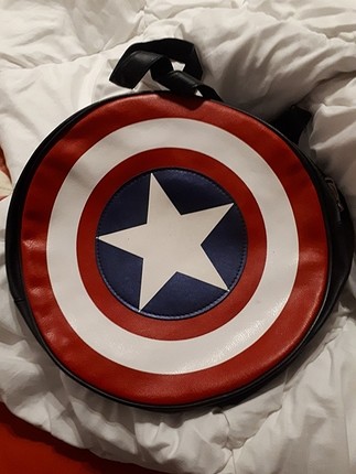 captain america çanta 