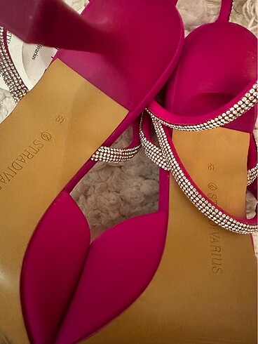 Stradivarius etiketli - Görsel 4