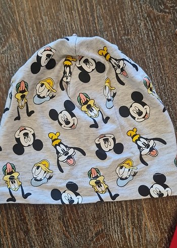 2-3 Yaş, 20 cm Beden Çocuk Renkli Mickey Baskılı Bere