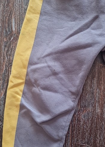 Gri Erkek Çocuk Eşofman Altı Sarı Şeritli - Görsel 3