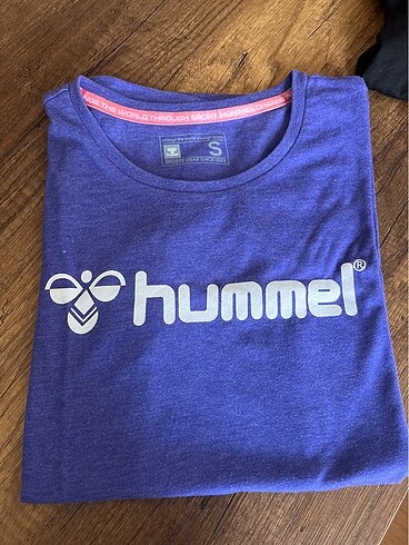 Hummel T-shirt