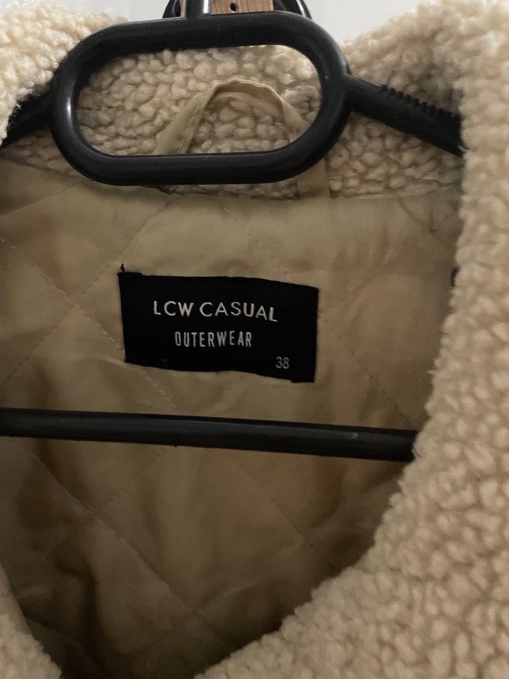 Bej Düğmeli Midi Peluş Kadın Ceket - Görsel 3