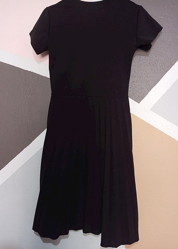 Siyah Midi Piliseli V Yaka Kadın Elbise - Görsel 8