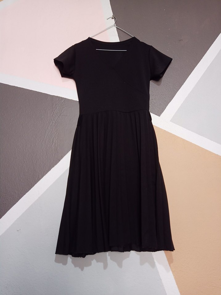 Siyah Midi Piliseli V Yaka Kadın Elbise - Görsel 5