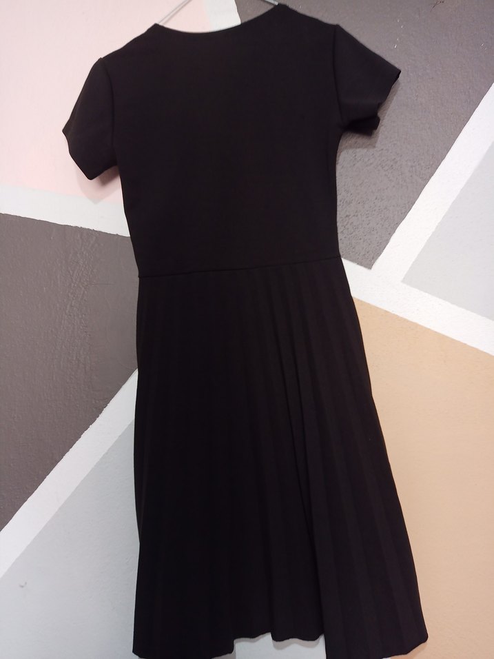 Siyah Midi Piliseli V Yaka Kadın Elbise - Görsel 3