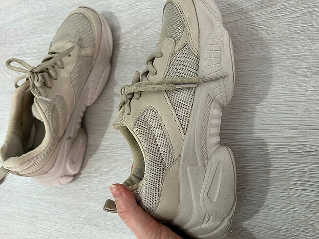 LC Waikiki Bej spor ayakkabı