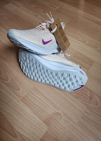 Nike NIKE Reactx Infinity Run 4 Road Running