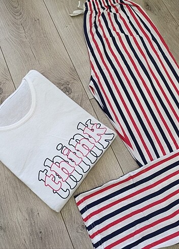 Diğer Bayan Uzun Kollu Pijama Takımı