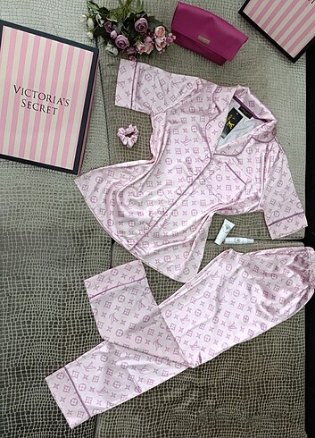 Bayan Saten Pijama Takımı 