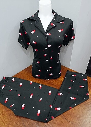 Kadın Kısa Kollu Düğmeli Pijama Takımı 