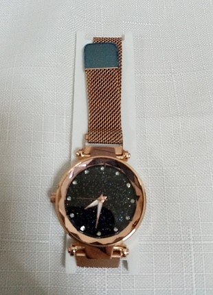 Swatch Metal mıknatıslı hasır kayış şık bayan kol saati. sıfır ambalajl