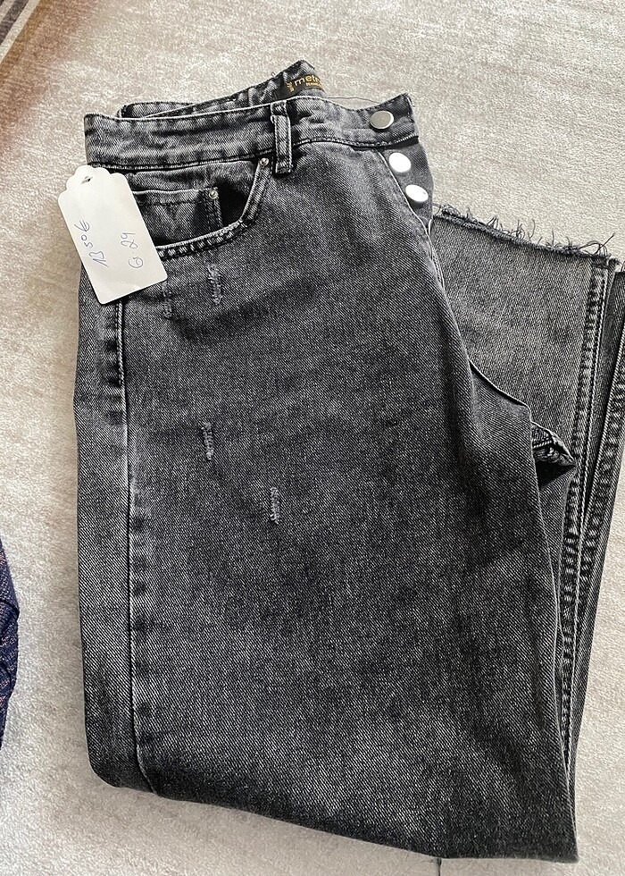 Yırtık pantolon - Görsel 2