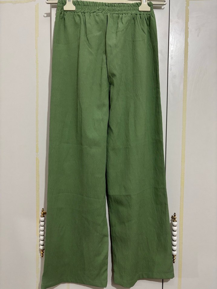 Yeşil Bol Kesim Kadın Pantolon - Görsel 3