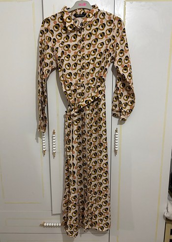 Desenli uzun kollu gömlek elbise - Görsel 9