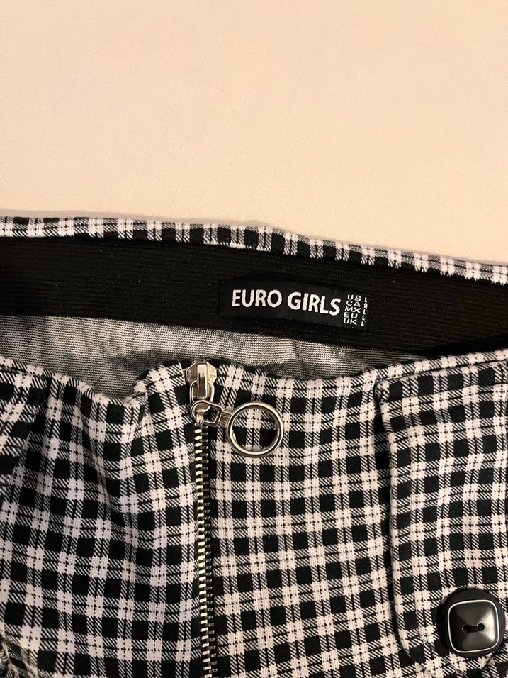 Düğmeli Beyaz Kareli Mini Etek - Görsel 2