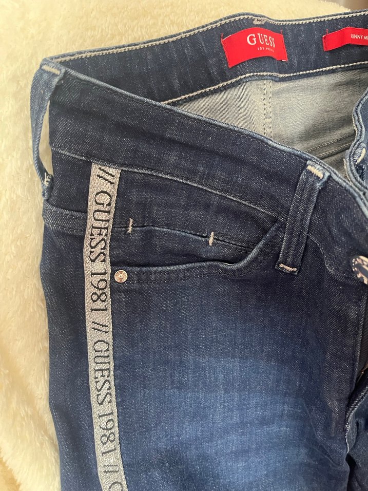 Çizgili Kemerli Mavi Kadın Jean - Görsel 2