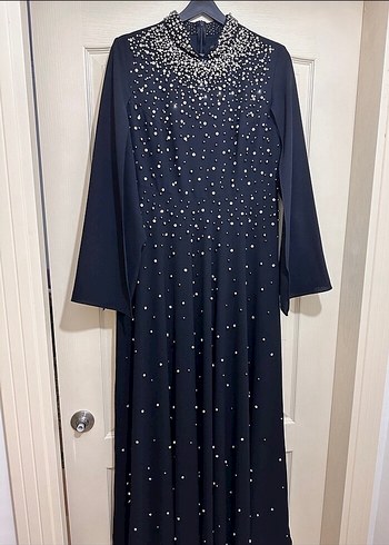 İnci İşlemeli Siyah Uzun Abiye Elbise - Görsel 5