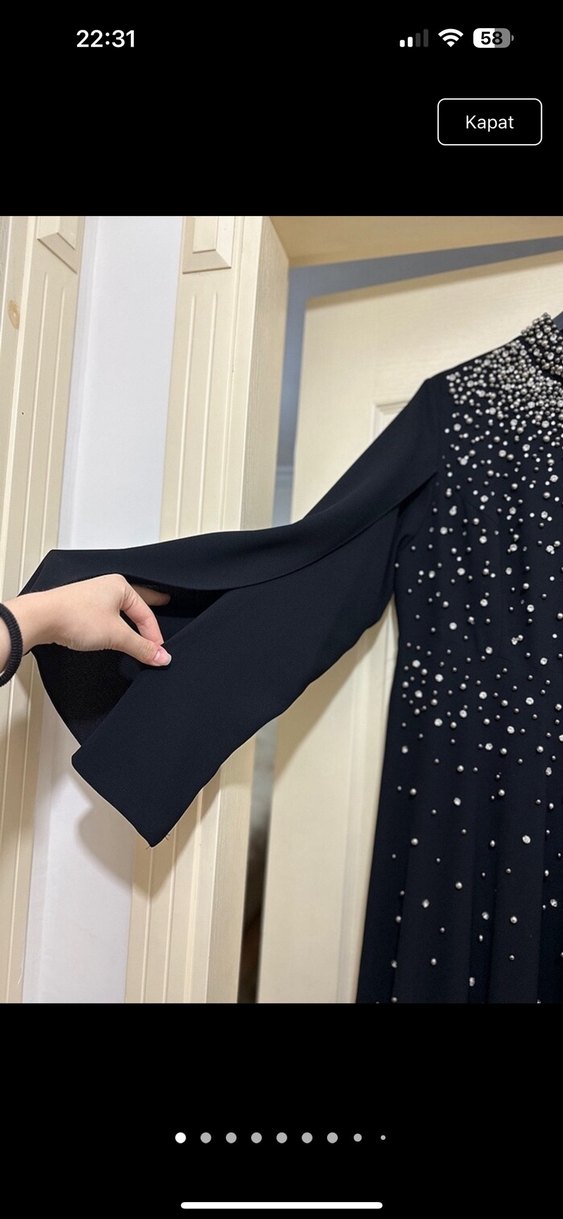 İnci İşlemeli Siyah Uzun Abiye Elbise - Görsel 2