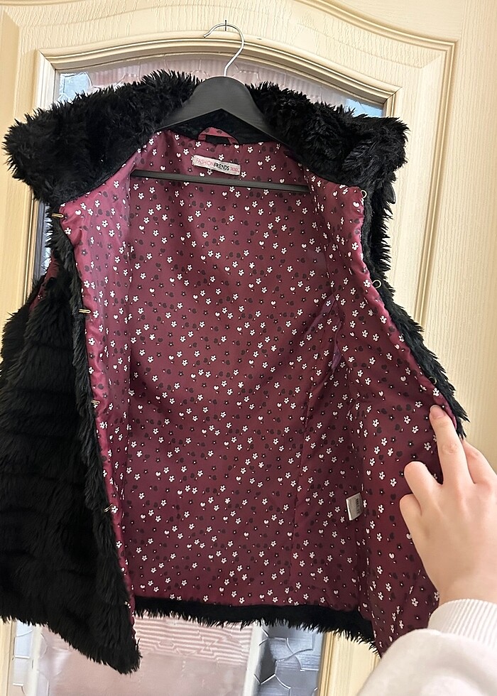 Siyah kürk yelek - Görsel 4