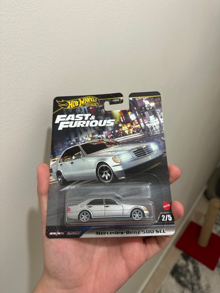 Hot Wheels Mercedes-Benz 500 SEL Oyuncak Araba Premium - Görsel 3