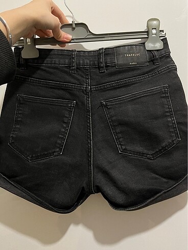 Zara Zara eskitme şort